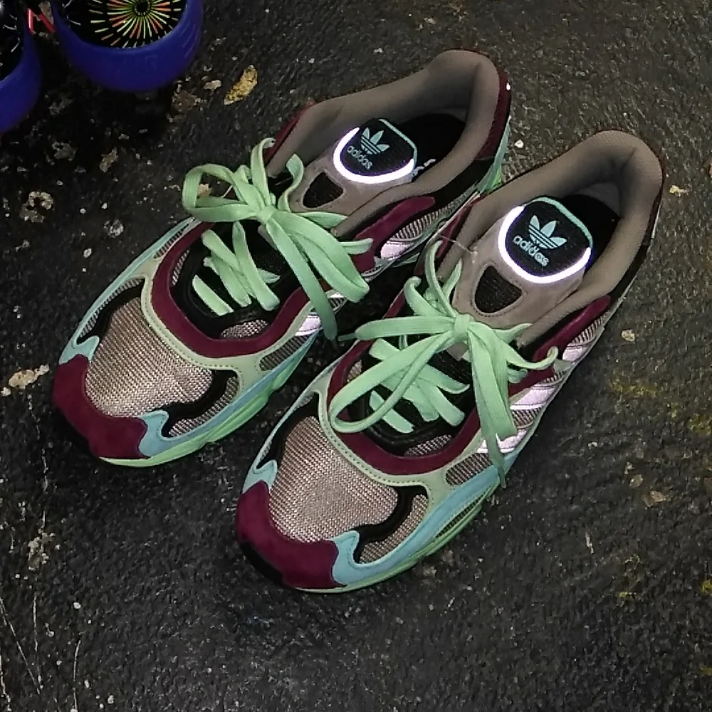 Adidas TEMPER RUN - Picture 9 of 11